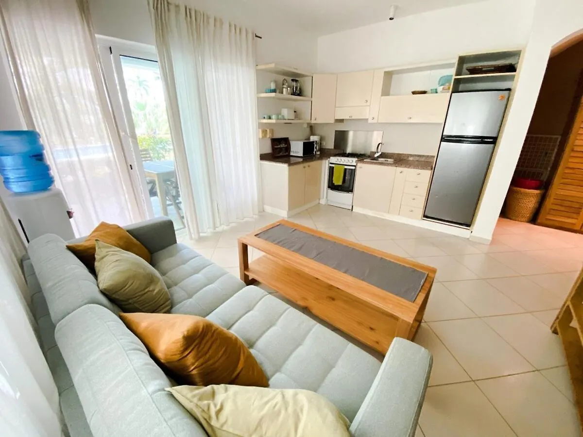 Gorgeous Apartment Steps To Playa Punta Popy لاس تاريناس 0*,  جمهورية الدومينيكان